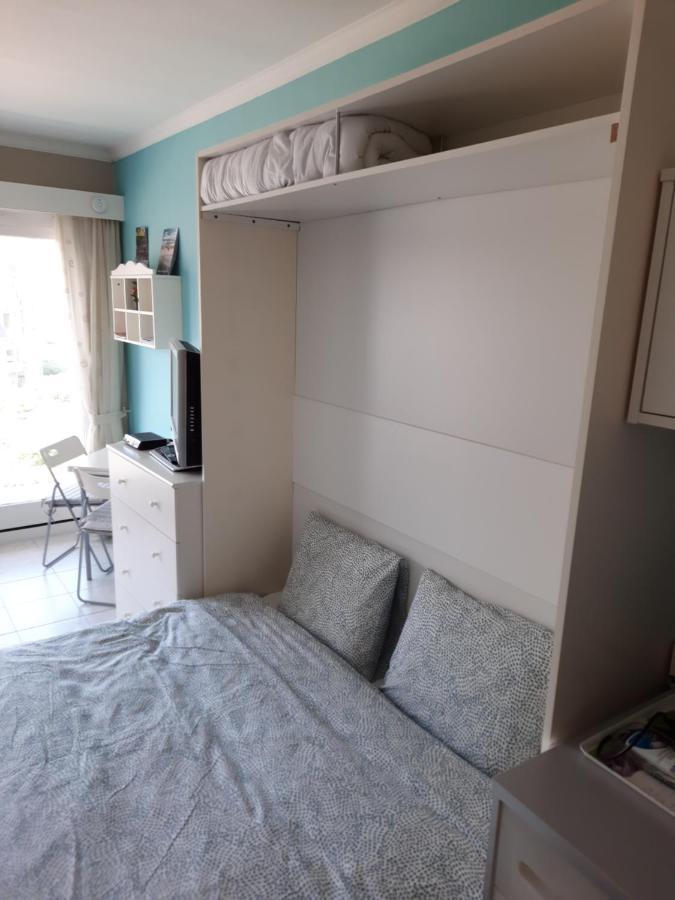 Beachstudio Westende With Sea View Middelkerke Bagian luar foto