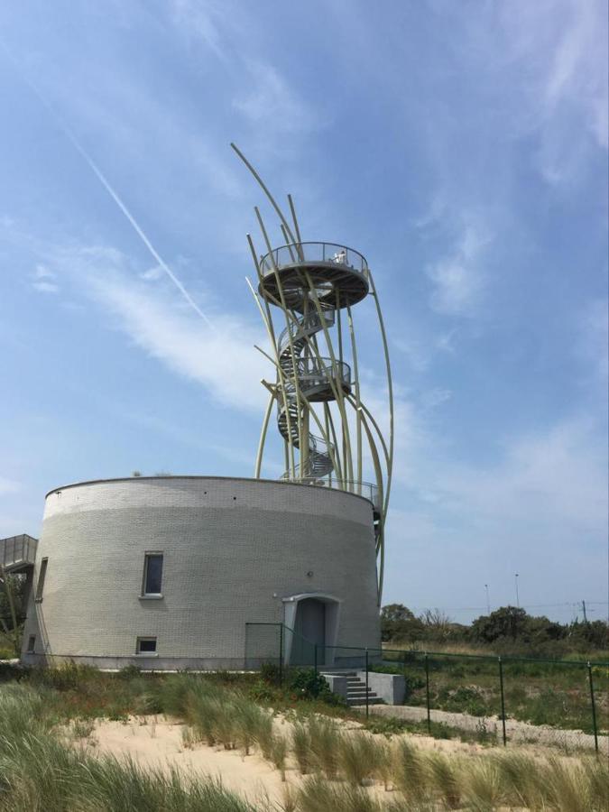 Beachstudio Westende With Sea View Middelkerke Bagian luar foto